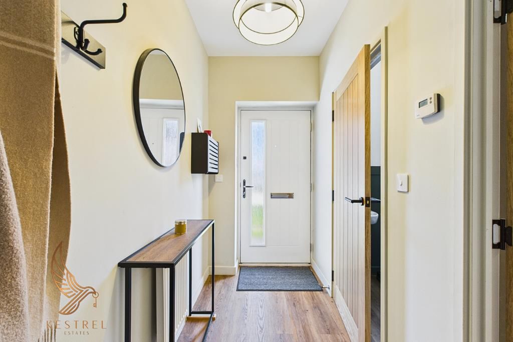 Property photo 3 of 24 21.Png