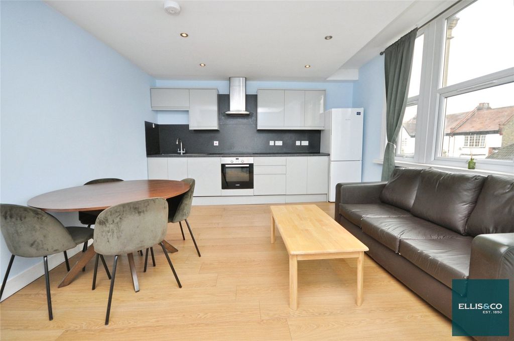 Property photo 1 of 9 Picture No. 04