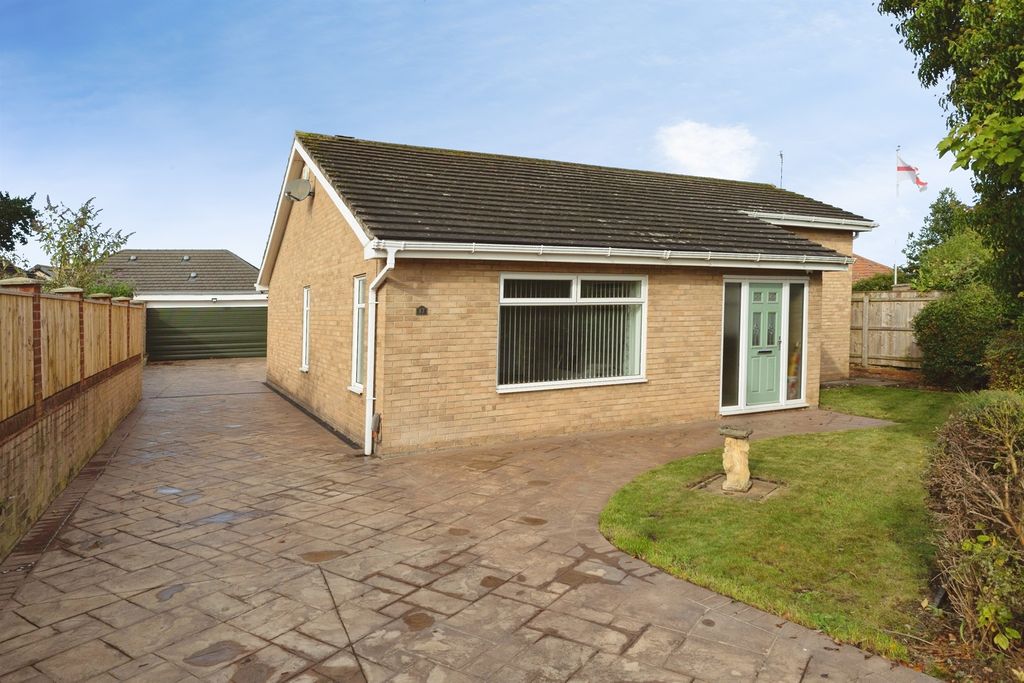 Property photo 1 of 21