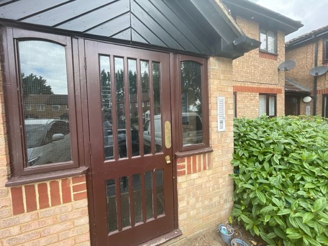 Property photo 2 of 12