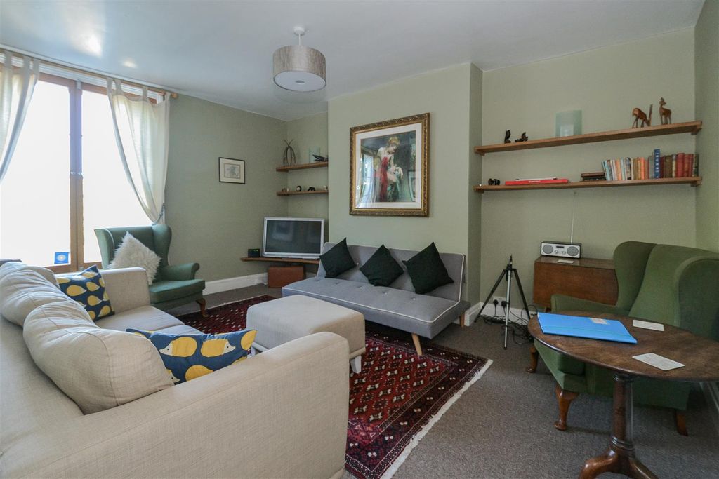 Property photo 2 of 9 External-10.Jpg