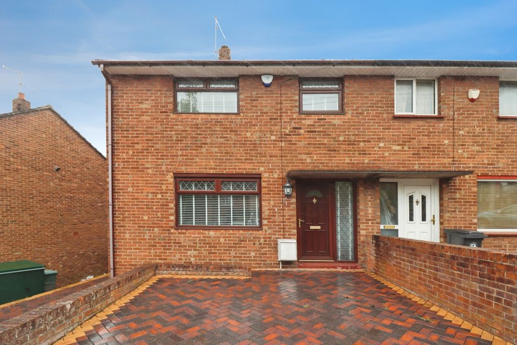 Property photo 1 of 20 Pbox-Img.Jpg