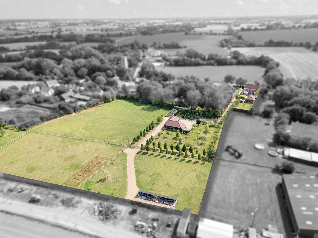 Property photo 1 of 36