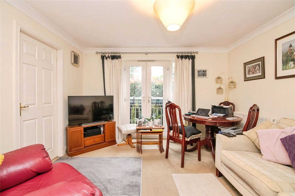 Property photo 2 of 15 Picture No. 07