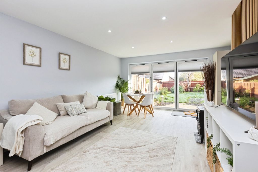 Property photo 1 of 14 Open Plan Living