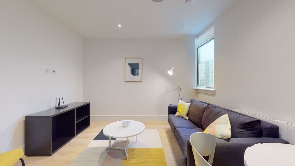 Property photo 1 of 16 Living Room
