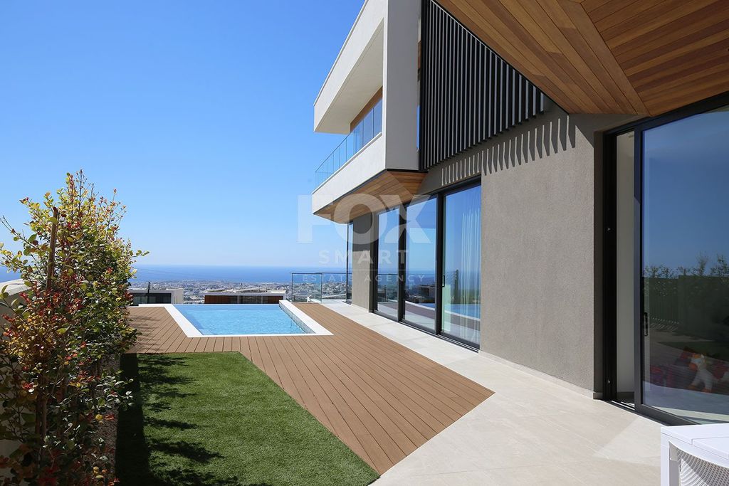 Property photo 1 of 20 Luxurious Furnished Five Bedroom Home With Pool Konia