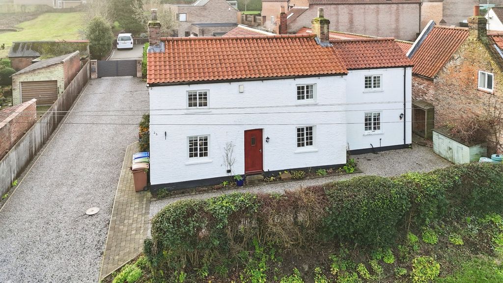 Property photo 1 of 18 4666382