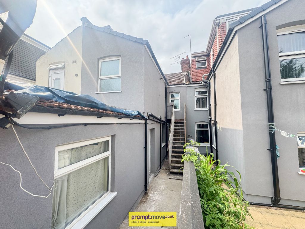 Property photo 1 of 6 Na
