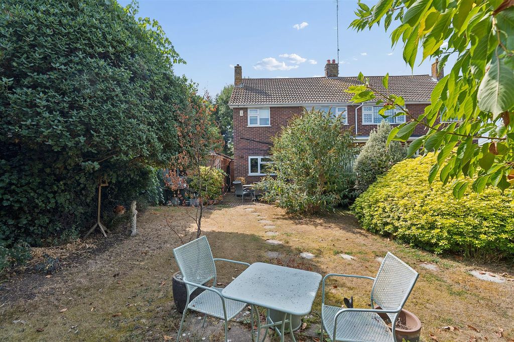 Property photo 1 of 15 Garden