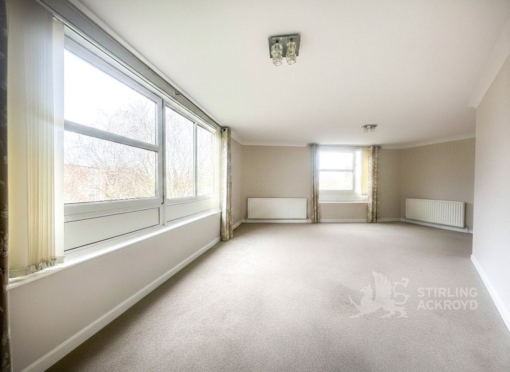 Property photo 2 of 10 Reception Room