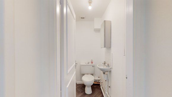 Property photo 3 of 19 8248245.Jpg