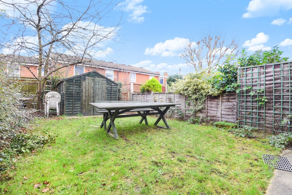 Property photo 2 of 7 244373 (1)