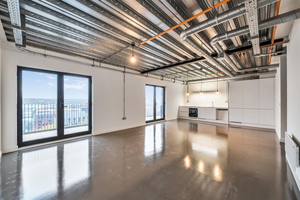 Property photo 2 of 12 1381367-7-69149402Eb06B.Jpg