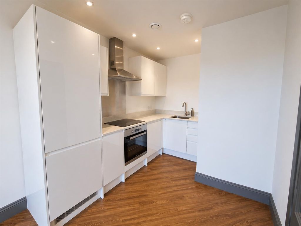 Property photo 2 of 12 Chatgpt Image Apr 22, 2026, 01_01_09 Pm.Png