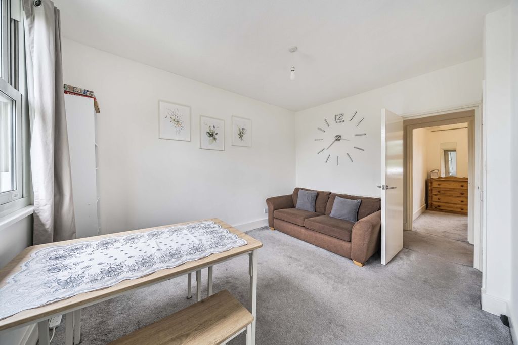 Property photo 3 of 11 1340774-4-68A439F...