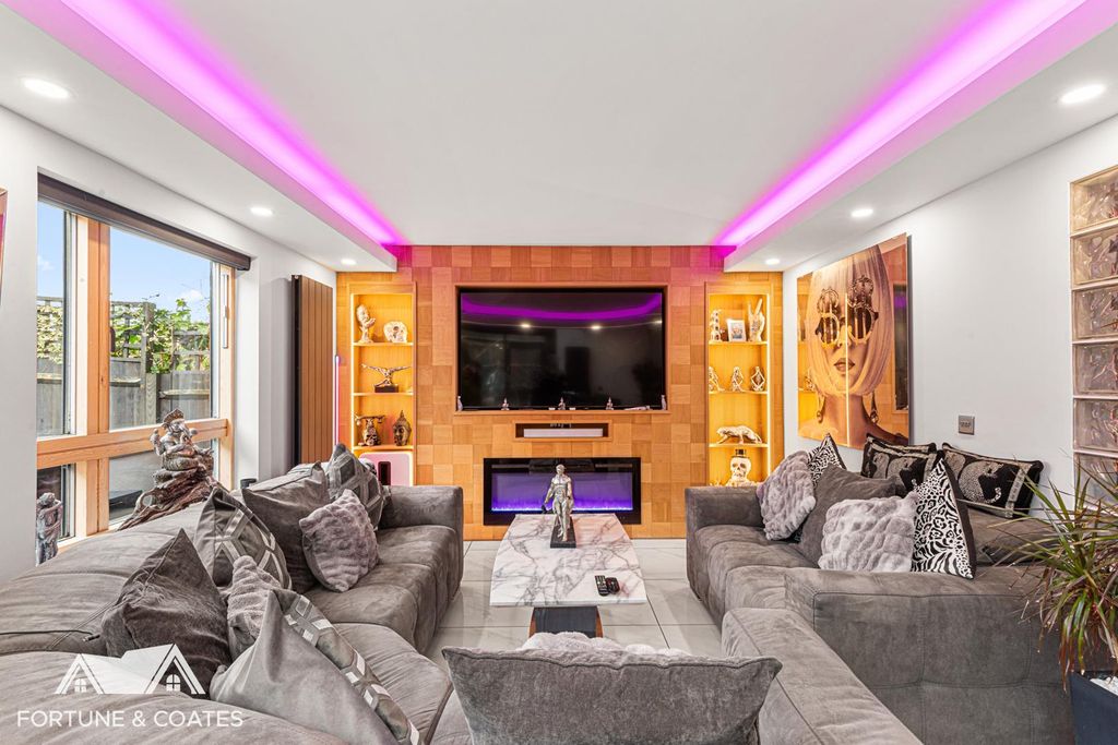 Property photo 2 of 27 Greataugerstreet_18.Jpg