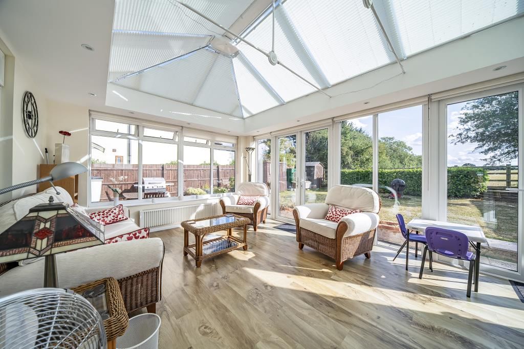 Property photo 3 of 20 Conservatory