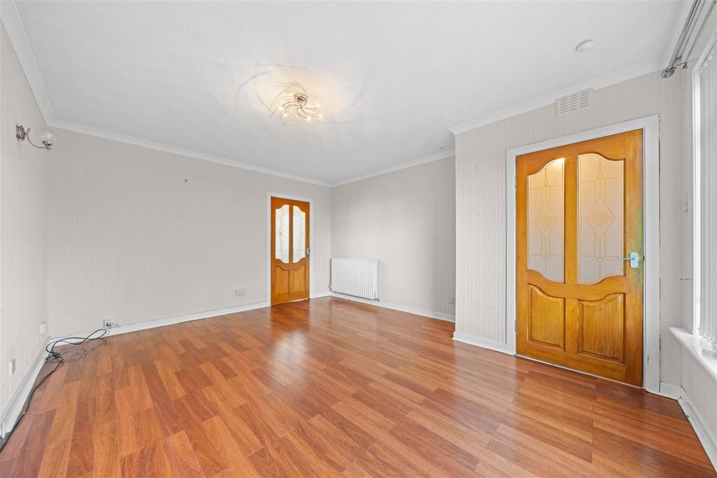 Property photo 2 of 18 Dsc01973.Jpg