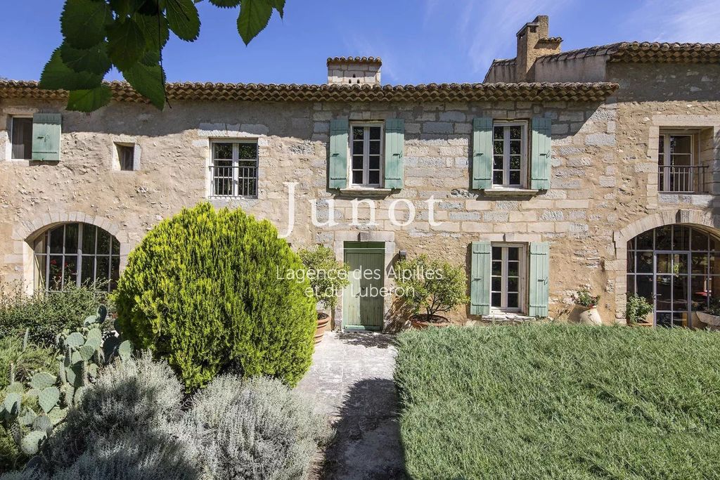 Property photo 1 of 19 Near Avignon Tgv - Authentic Farmhouse