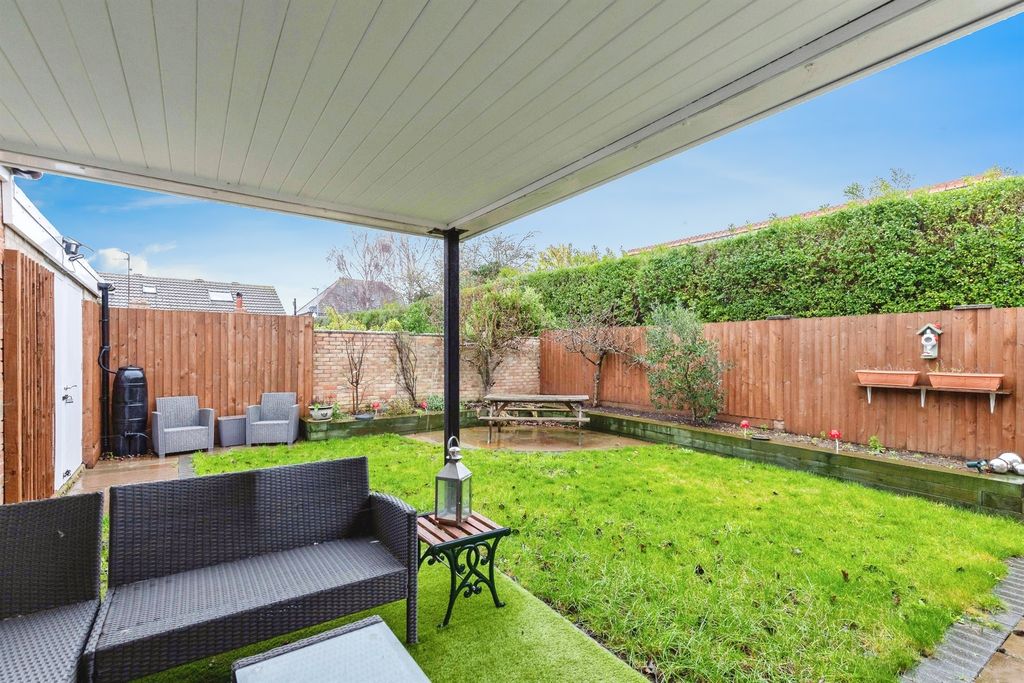 Property photo 2 of 19