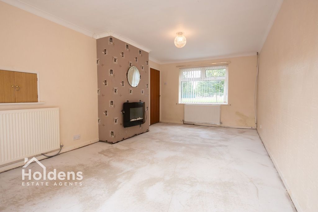 Property photo 3 of 19