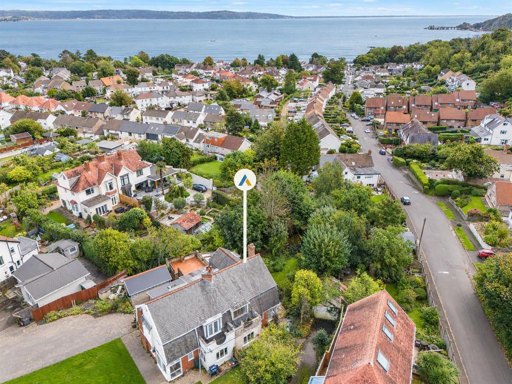 Property photo 1 of 36 04Dffd3d-97F2-4B00-9Fac-cc83190Be277.Png