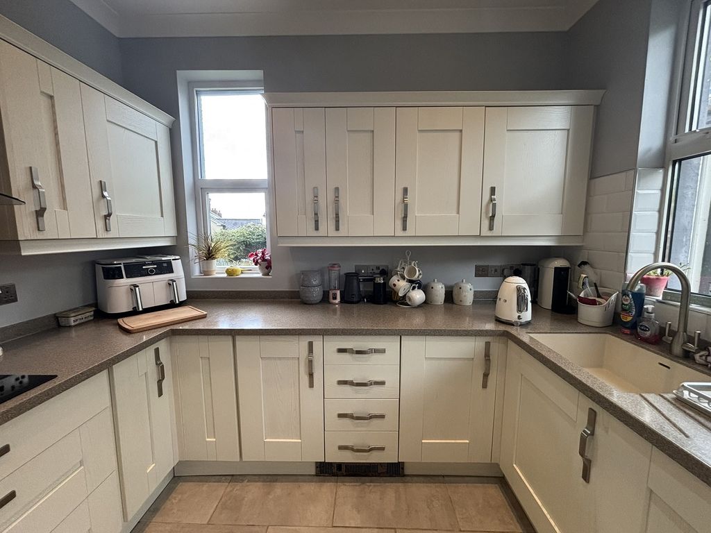 Property photo 2 of 19 Not Specified