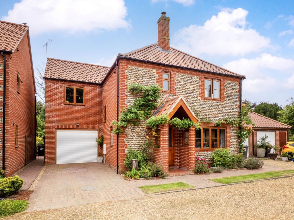Property photo 1 of 36