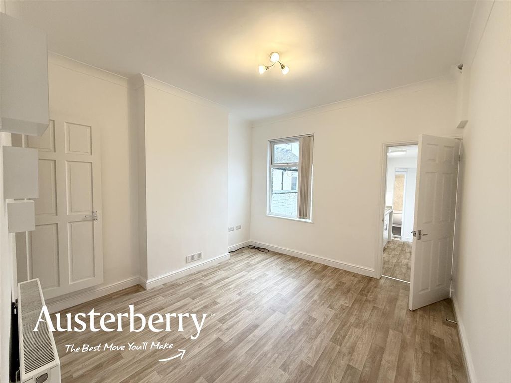 Property photo 3 of 10 Img_1211.Jpg