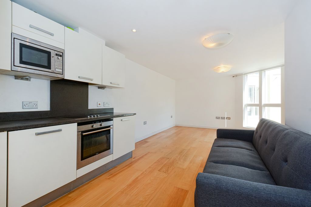 Property photo 2 of 12