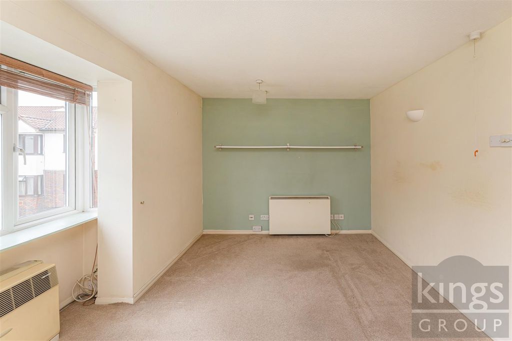 Property photo 2 of 15 12.Jpg
