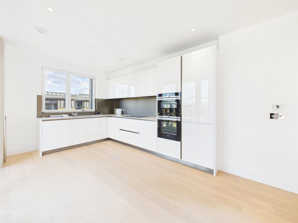 Property photo 2 of 4 Picture No. 05