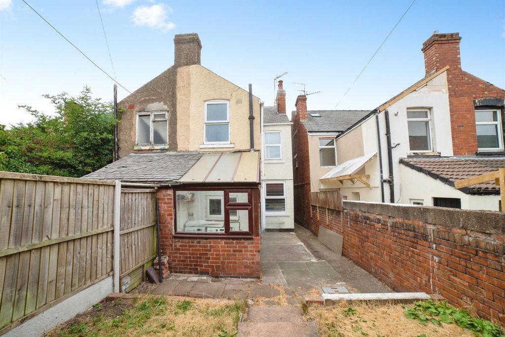 Property photo 2 of 17