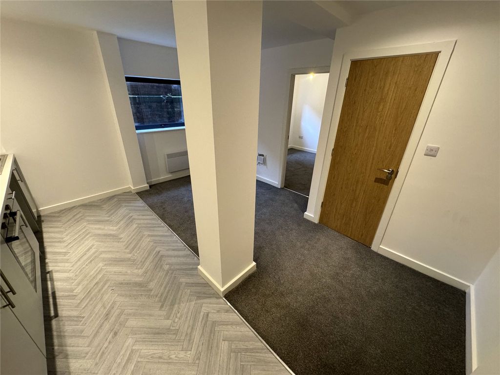 Property photo 2 of 6 Picture No. 01
