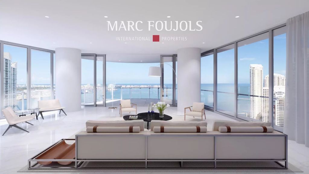 Property photo 1 of 14 Aston Martin Residences - Water View