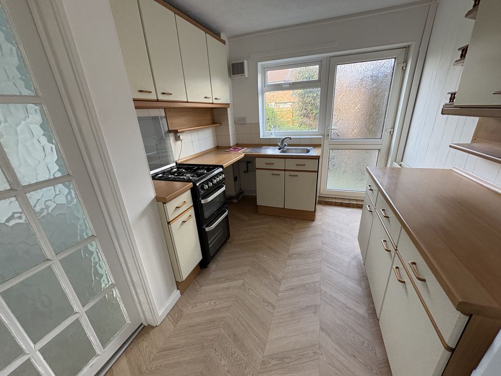 Property photo 2 of 6 Gallery