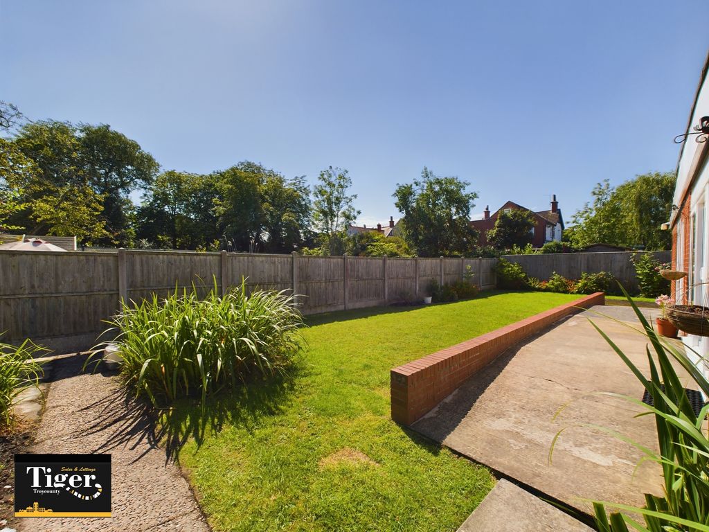 Property photo 2 of 16 Cam03440G0-Pr0128-Still014