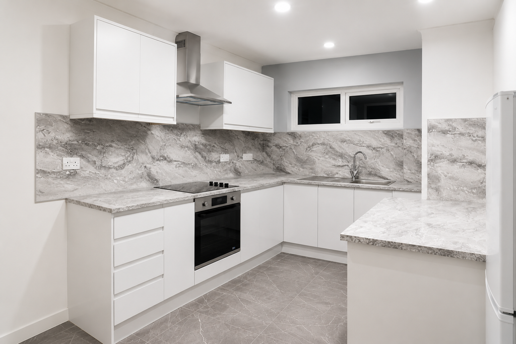 Property photo 3 of 6 Kitchen