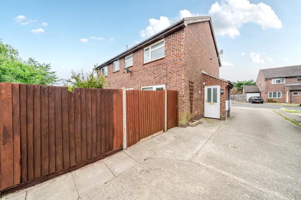 Property photo 1 of 16 External