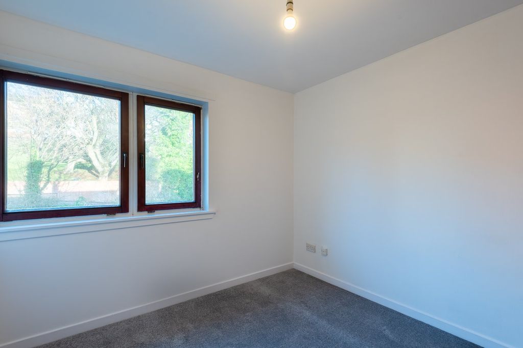 Property photo 3 of 8 53430531