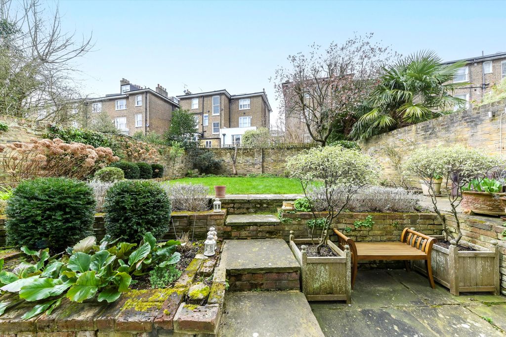 Property photo 3 of 14 Image
