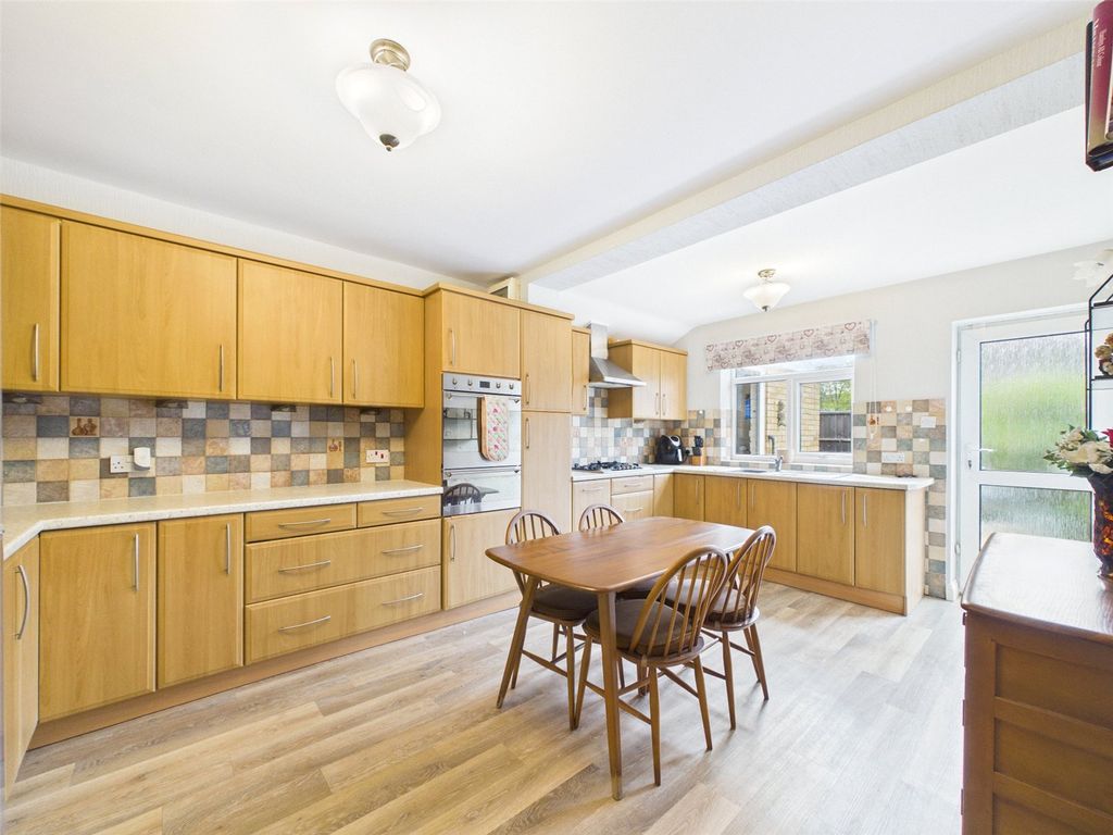 Property photo 3 of 13 Picture No. 20