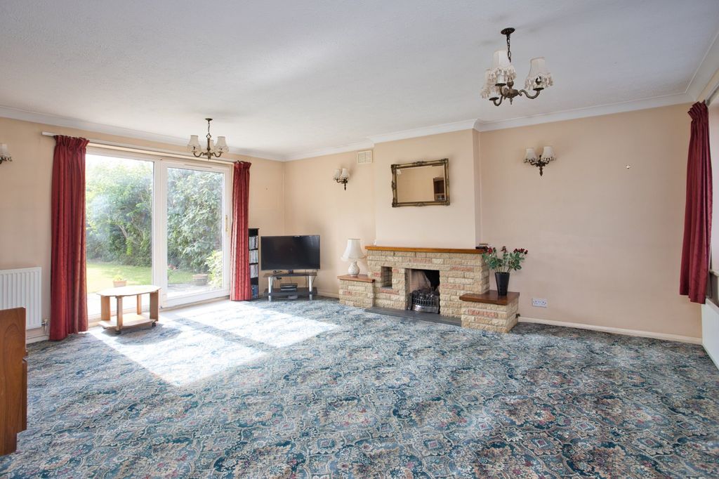 Property photo 2 of 16 Picture 2