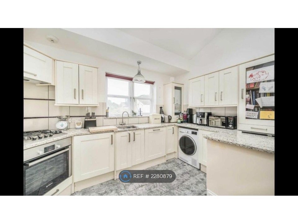 Property photo 3 of 10 Open Plan Upstairs, Kitchen