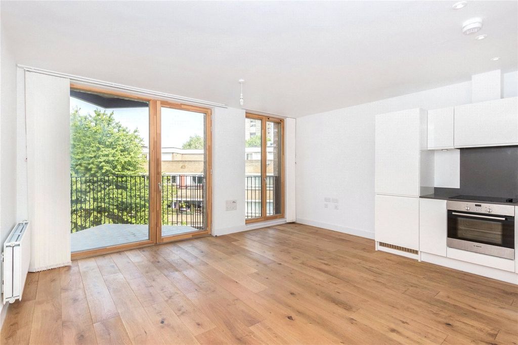 Property photo 1 of 8 Picture No. 06