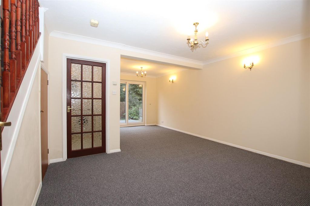 Property photo 2 of 15 Img_1067.Jpg