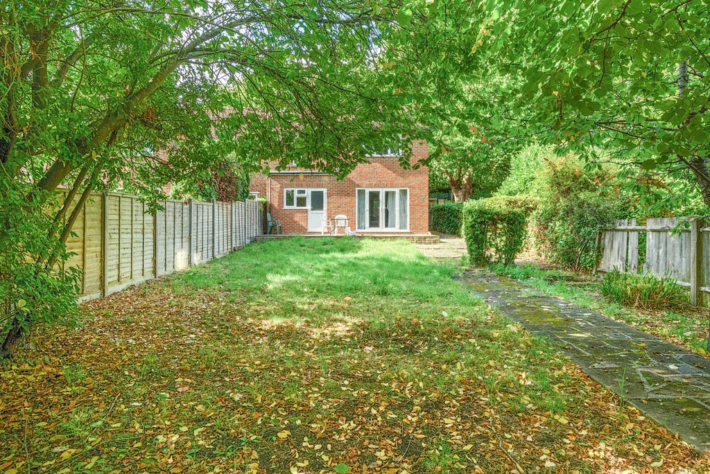 Property photo 3 of 27 1336641-7-68B6039...