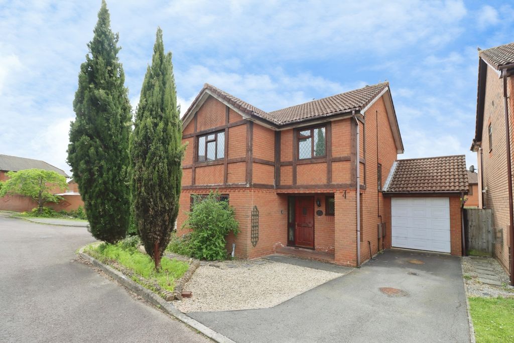 Property photo 1 of 20 Pbox-Img.Jpg