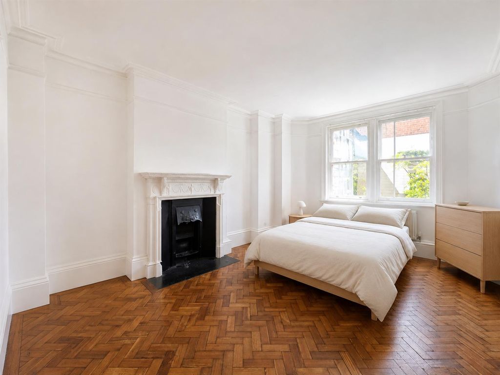 Property photo 3 of 15 Dda6536d-27ce-49A1-9E71-91Bfe37E5993.Png